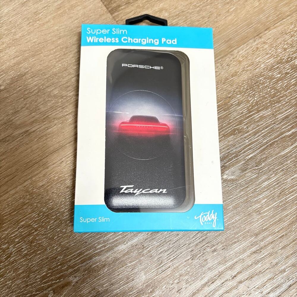 Porsche Taycan Toddy Gear Super-Slim Wireless Charging Pad New